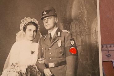 Preview: altes Hochzeitsfoto - Ehefrau und R.A.D. Mannes - Abteilung 24/2